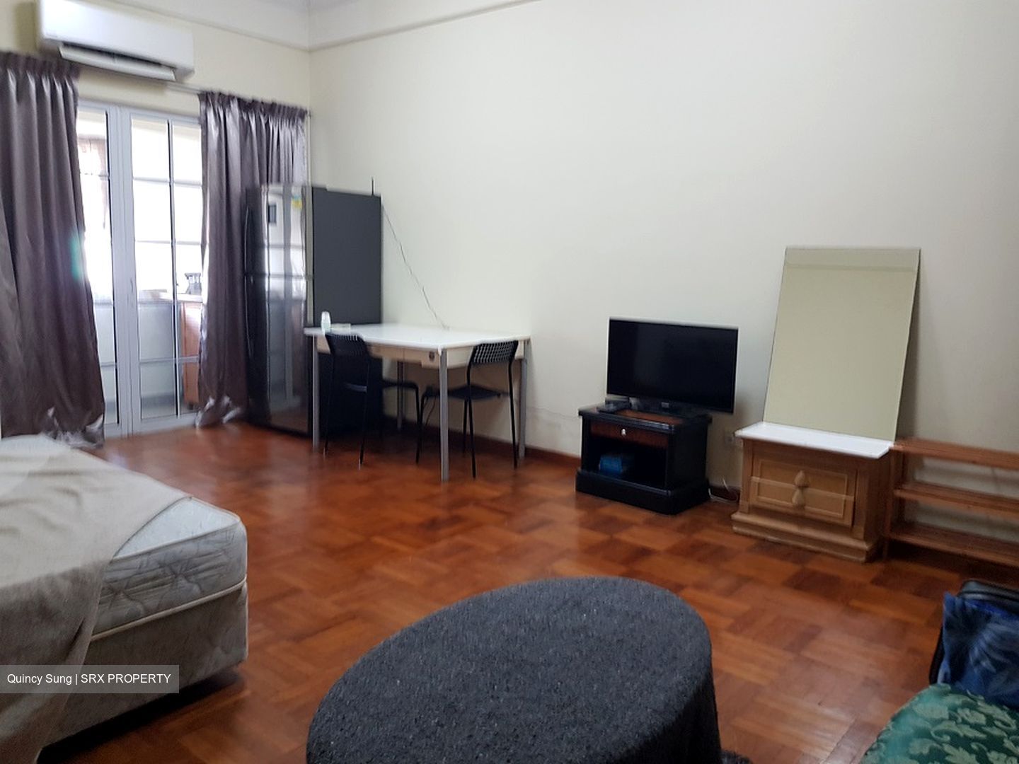 Onan Road (D15), Terrace #423103141